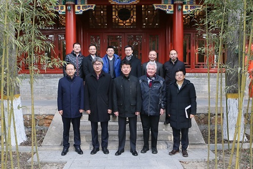 座談會代表合影.jpg