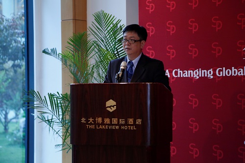 李巖松副校長在歡迎晚宴上講話.jpg