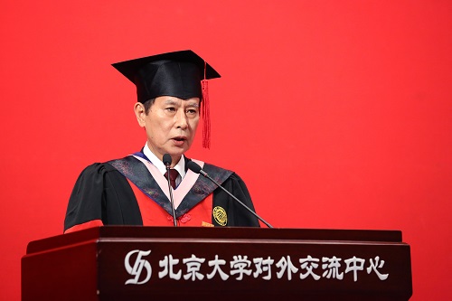 鐮田薰校長發表演講.JPG 鐮田薰校長發表演講.JPG